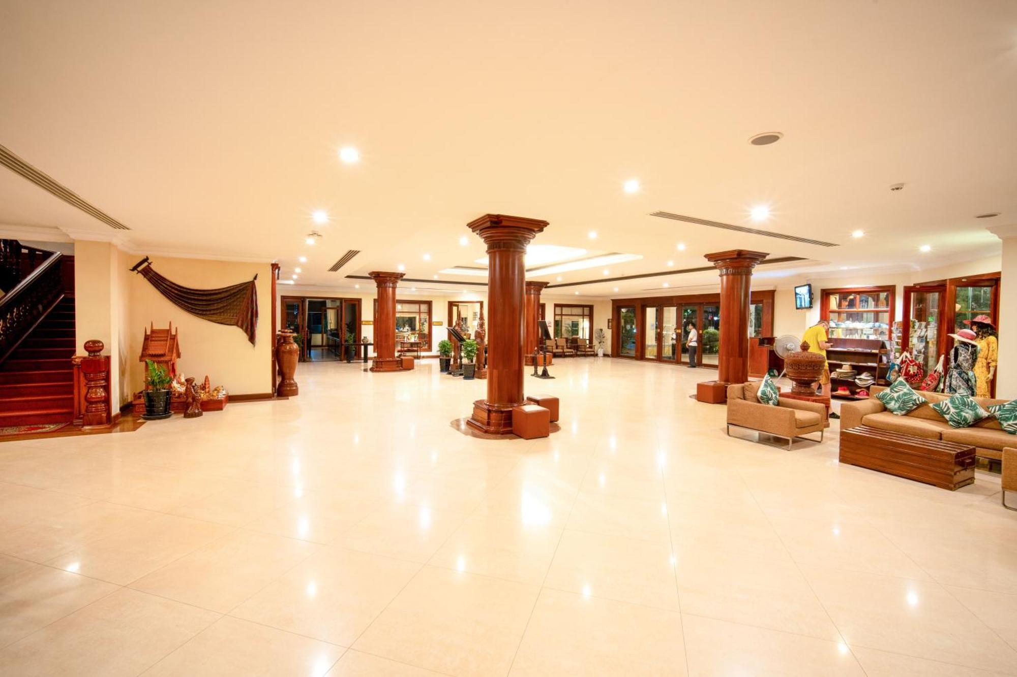 Khemara Angkor Hotel & Spa Siem Reap Exteriör bild