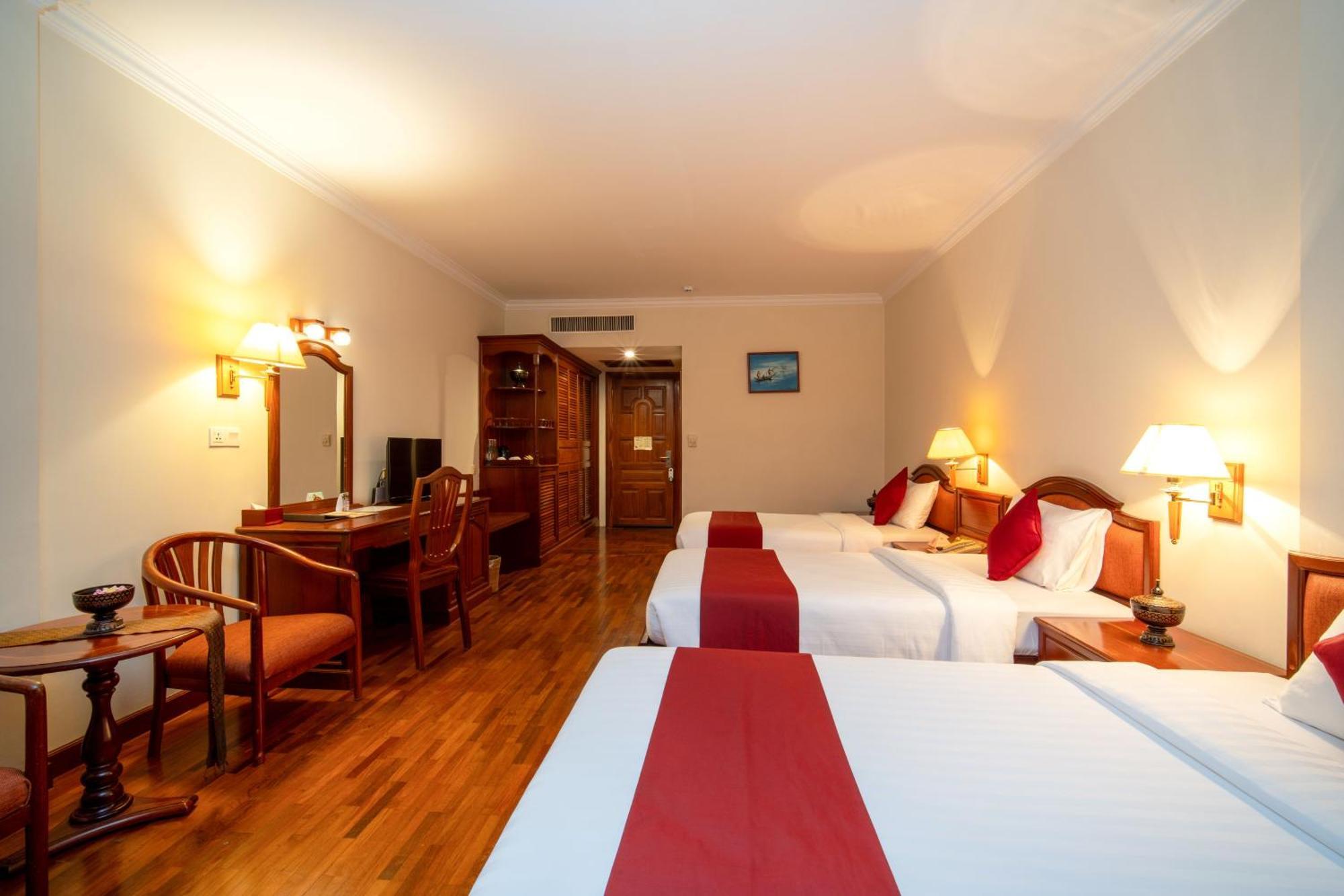 Khemara Angkor Hotel & Spa Siem Reap Exteriör bild