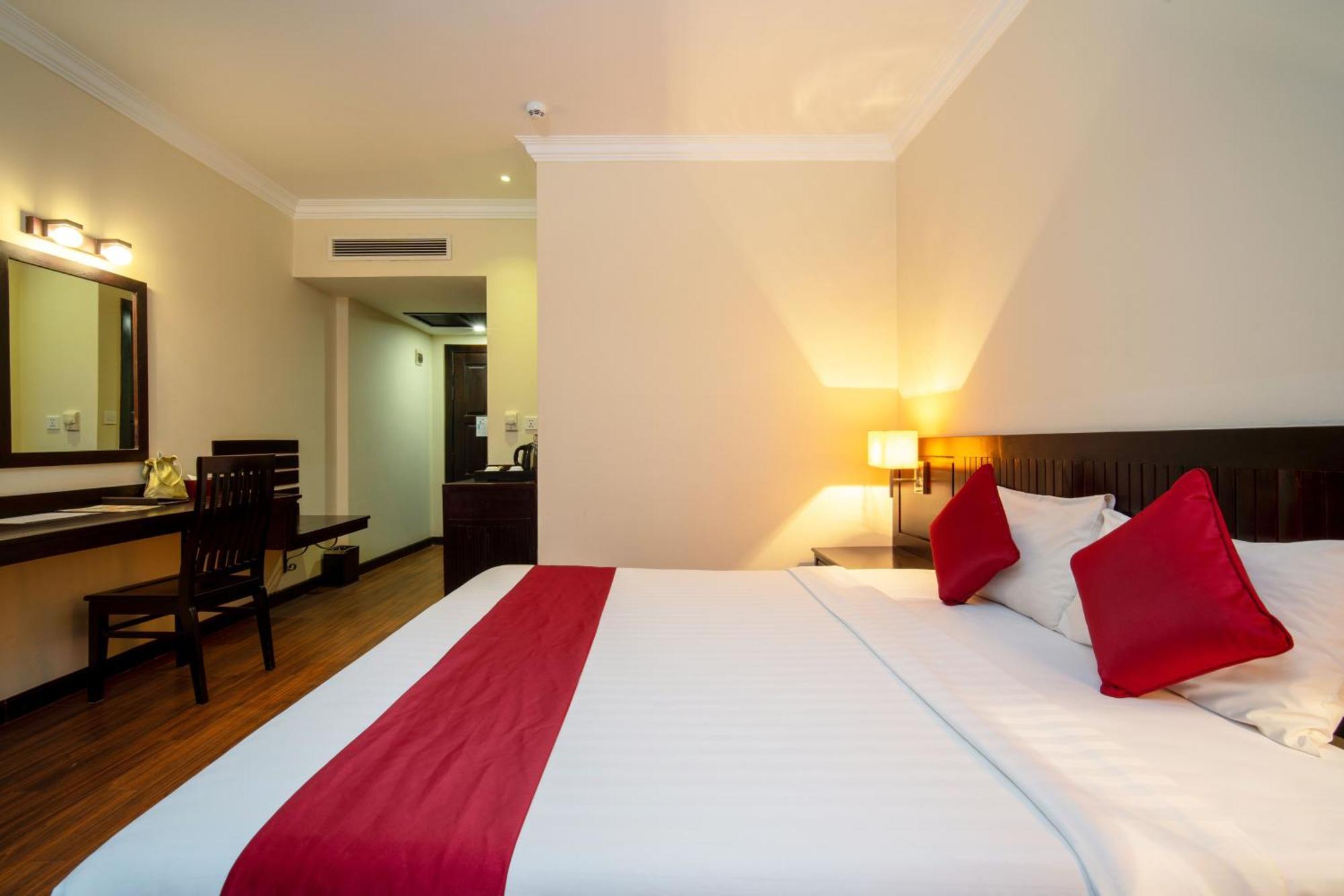 Khemara Angkor Hotel & Spa Siem Reap Exteriör bild